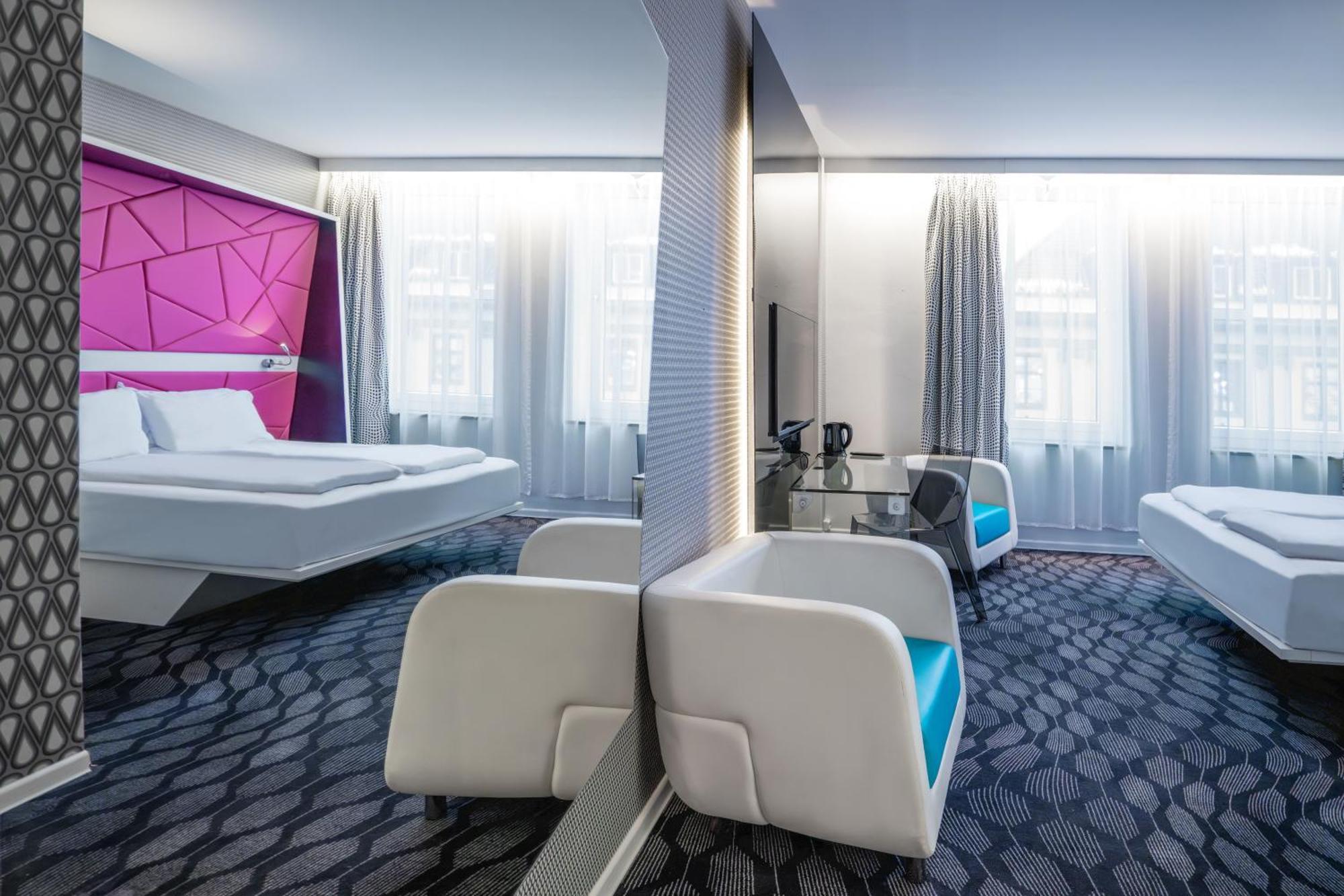 เมจิก โฮเต็ล เอ็กซิบิชั่น Hotel เบอร์เกน ภายนอก รูปภาพ