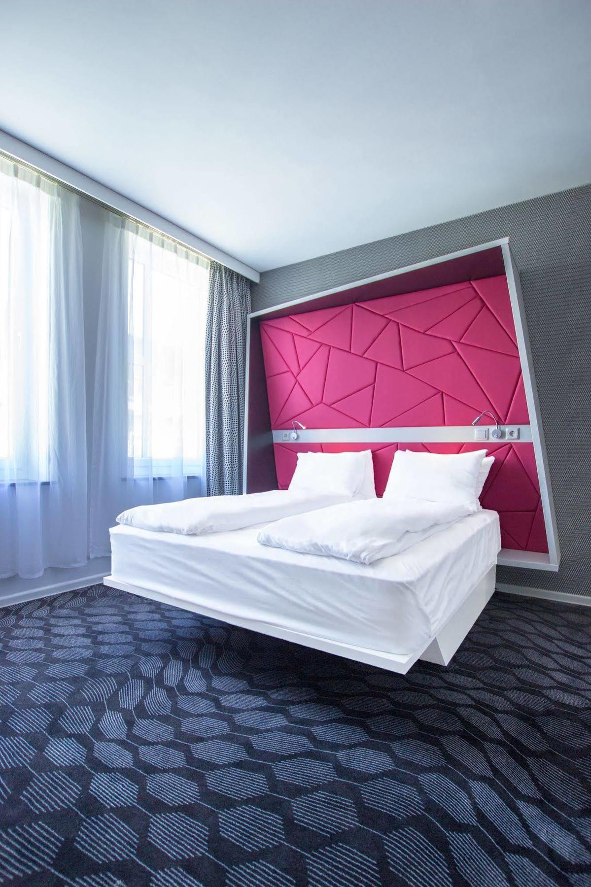 เมจิก โฮเต็ล เอ็กซิบิชั่น Hotel เบอร์เกน ภายนอก รูปภาพ