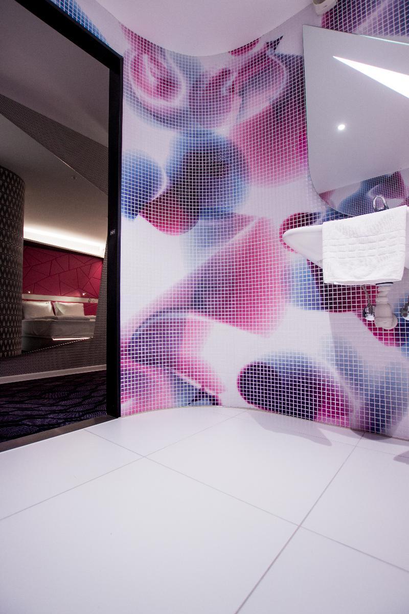 เมจิก โฮเต็ล เอ็กซิบิชั่น Hotel เบอร์เกน ภายนอก รูปภาพ
